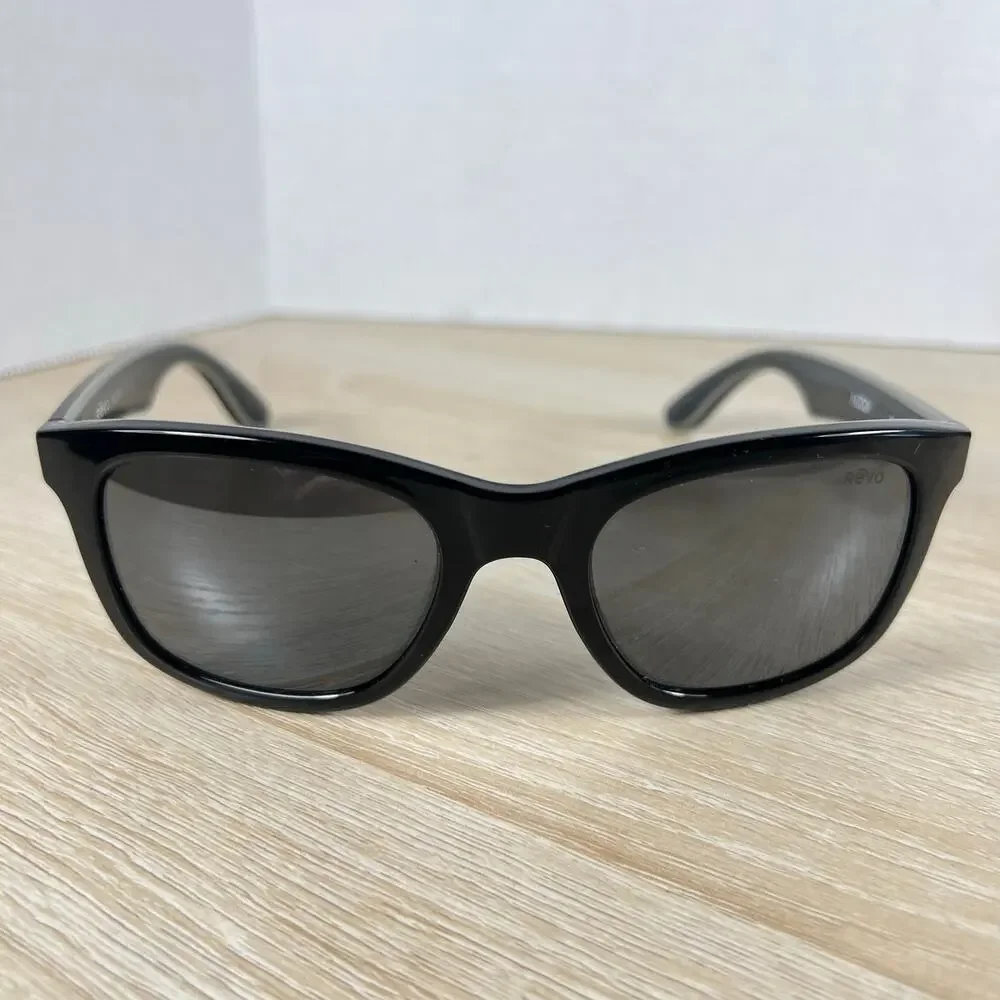 Revo re1000 11